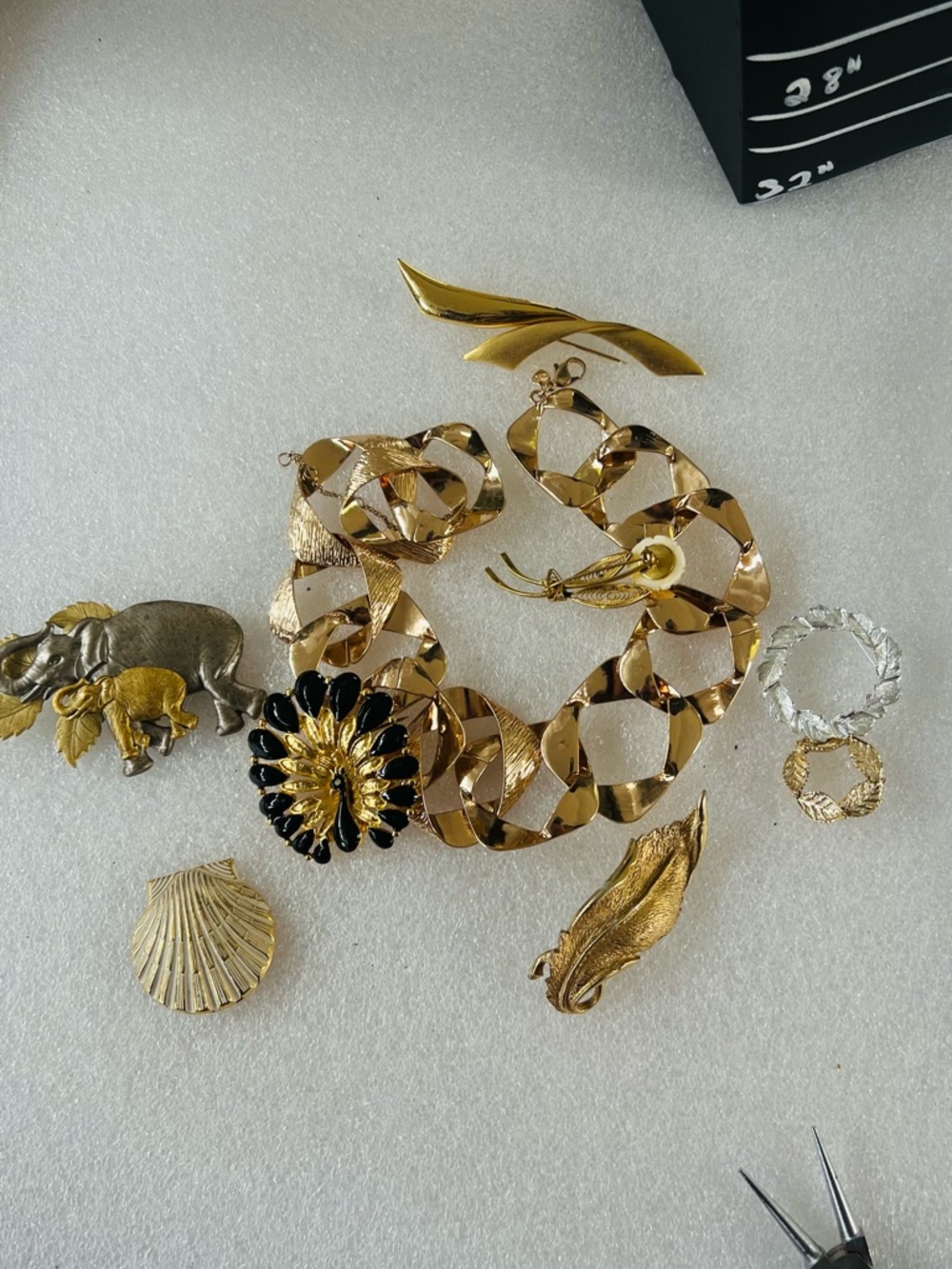 Upcycled Vintage Brooch Necklace "Earth Treasures" 16in - Picture 10 of 10